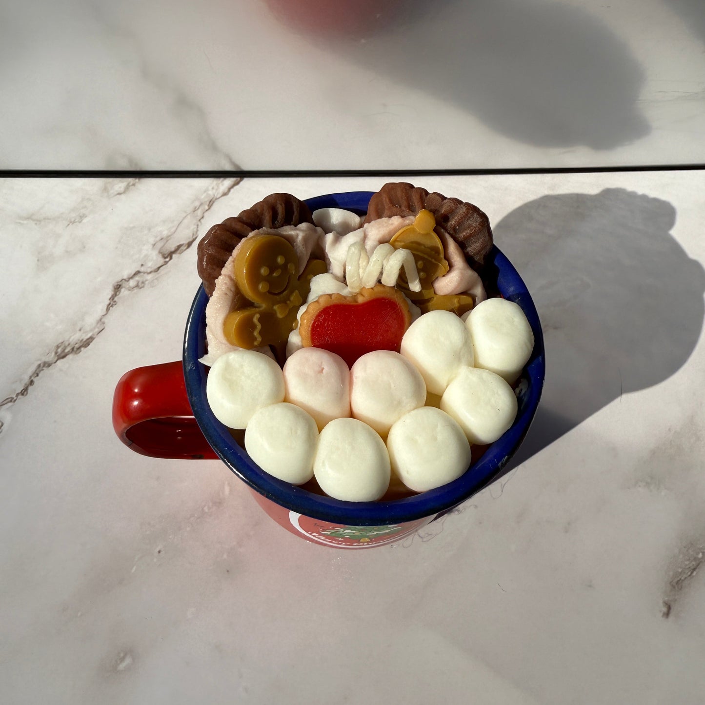 A cup of Winter Candle