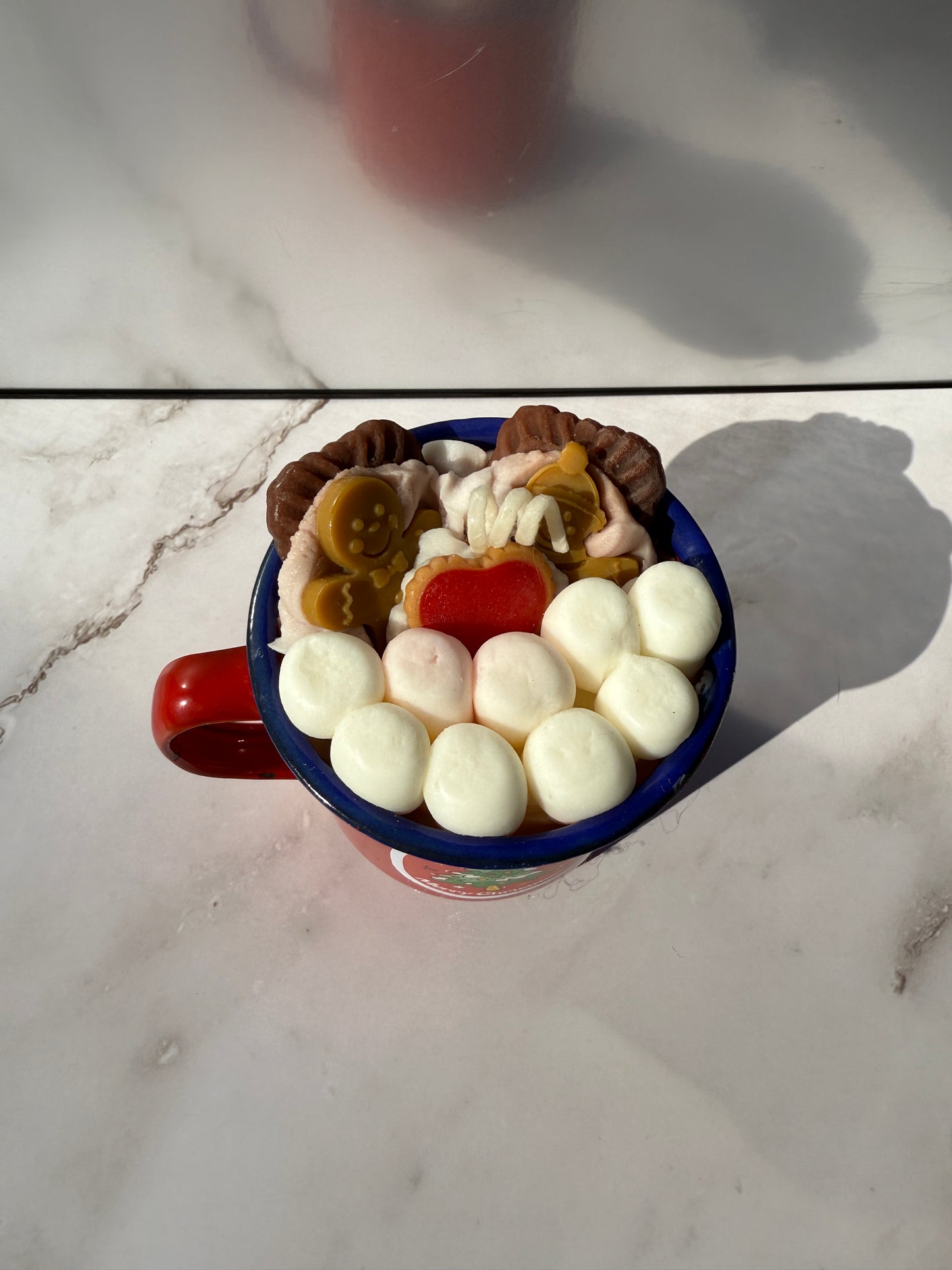 A cup of Winter Candle